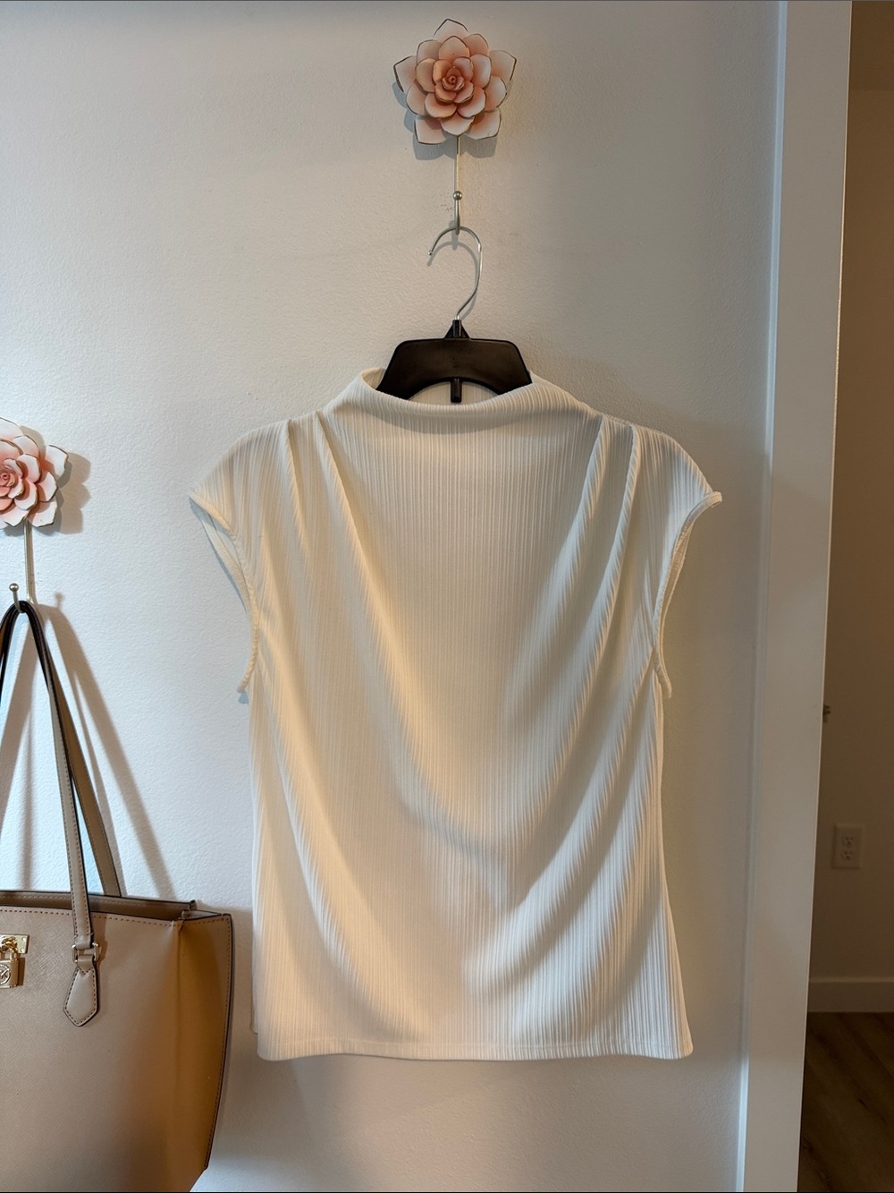 Calvin Klein White Ribbed Mock Neck Cap Sleeve Top